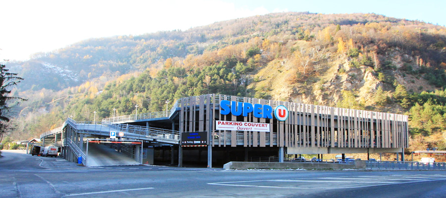 Largly Ventilated Car Park